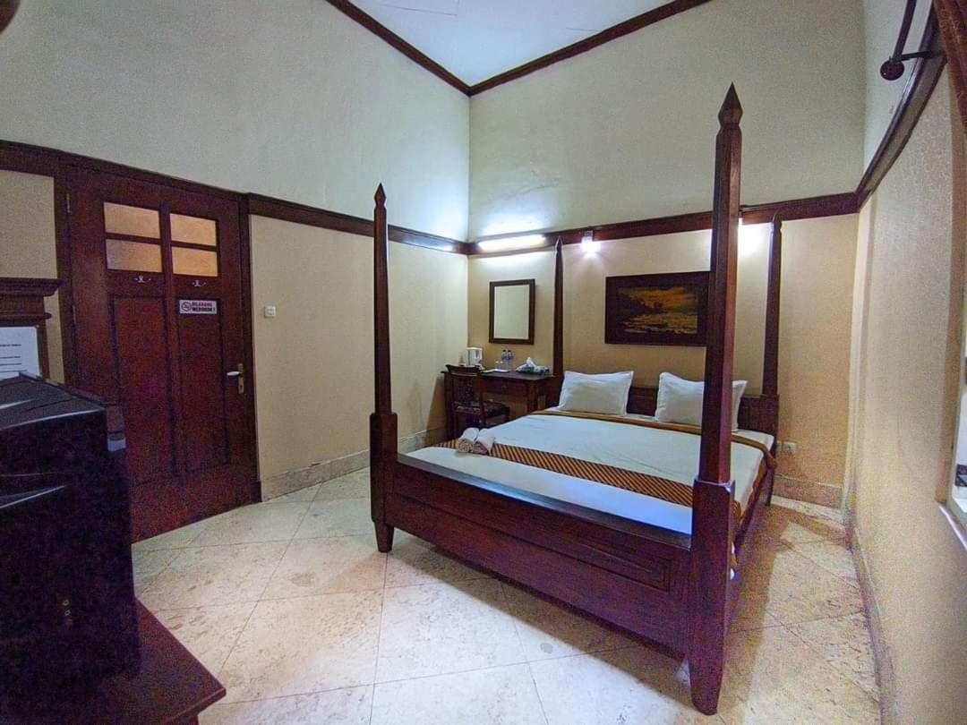 Guest House Teras Solo Syariah Bagian luar foto