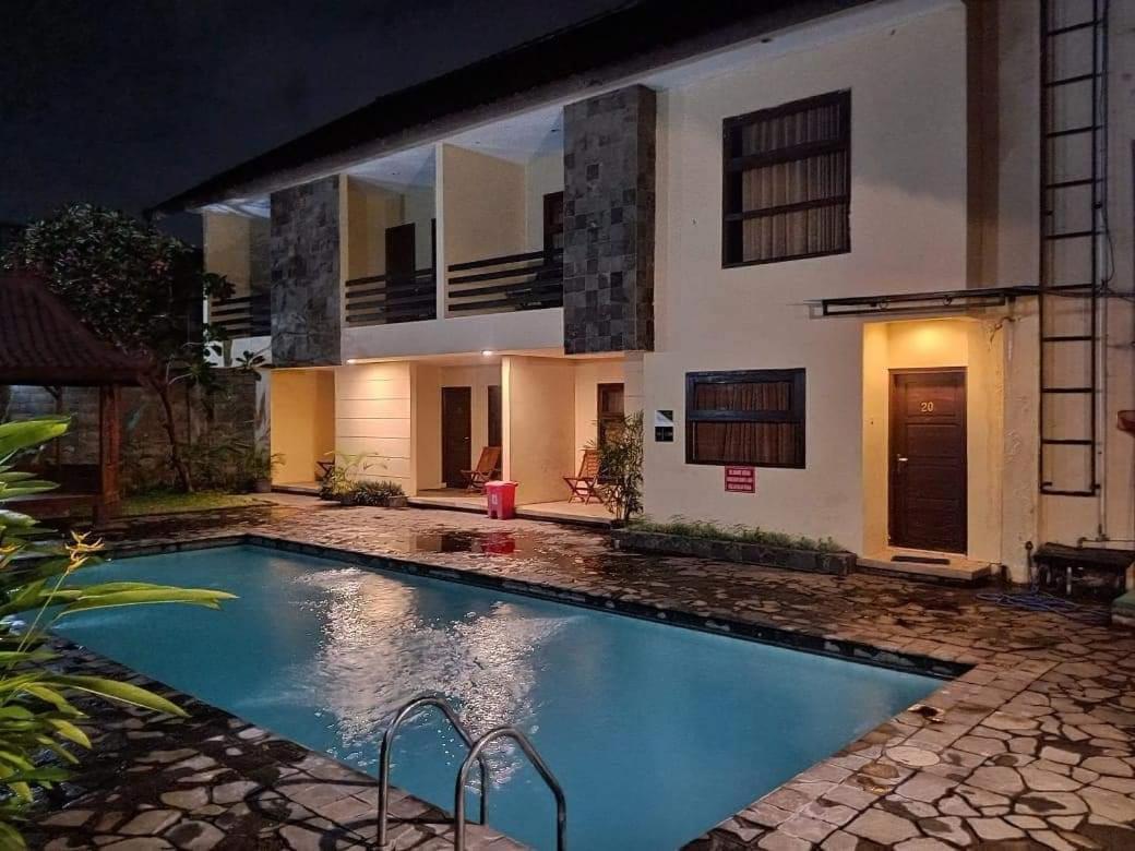 Guest House Teras Solo Syariah Bagian luar foto